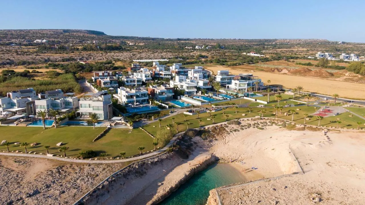 Beachfront Luxury Villa Tranquility Ayia Napa 0*,  Cipro
