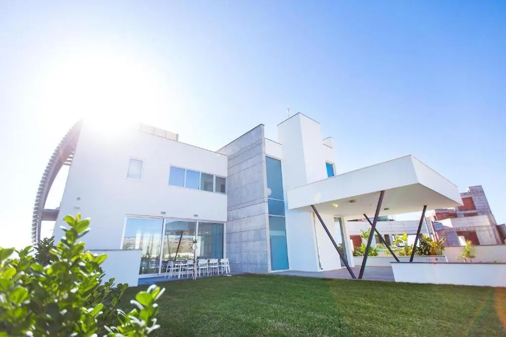 Beachfront Luxury Villa Tranquility Ayia Napa Cipro