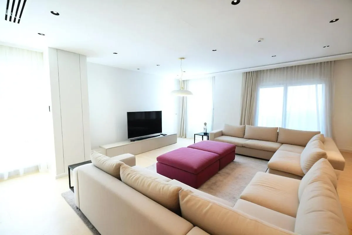 Beachfront Luxury Villa Tranquility Ayia Napa Cipro